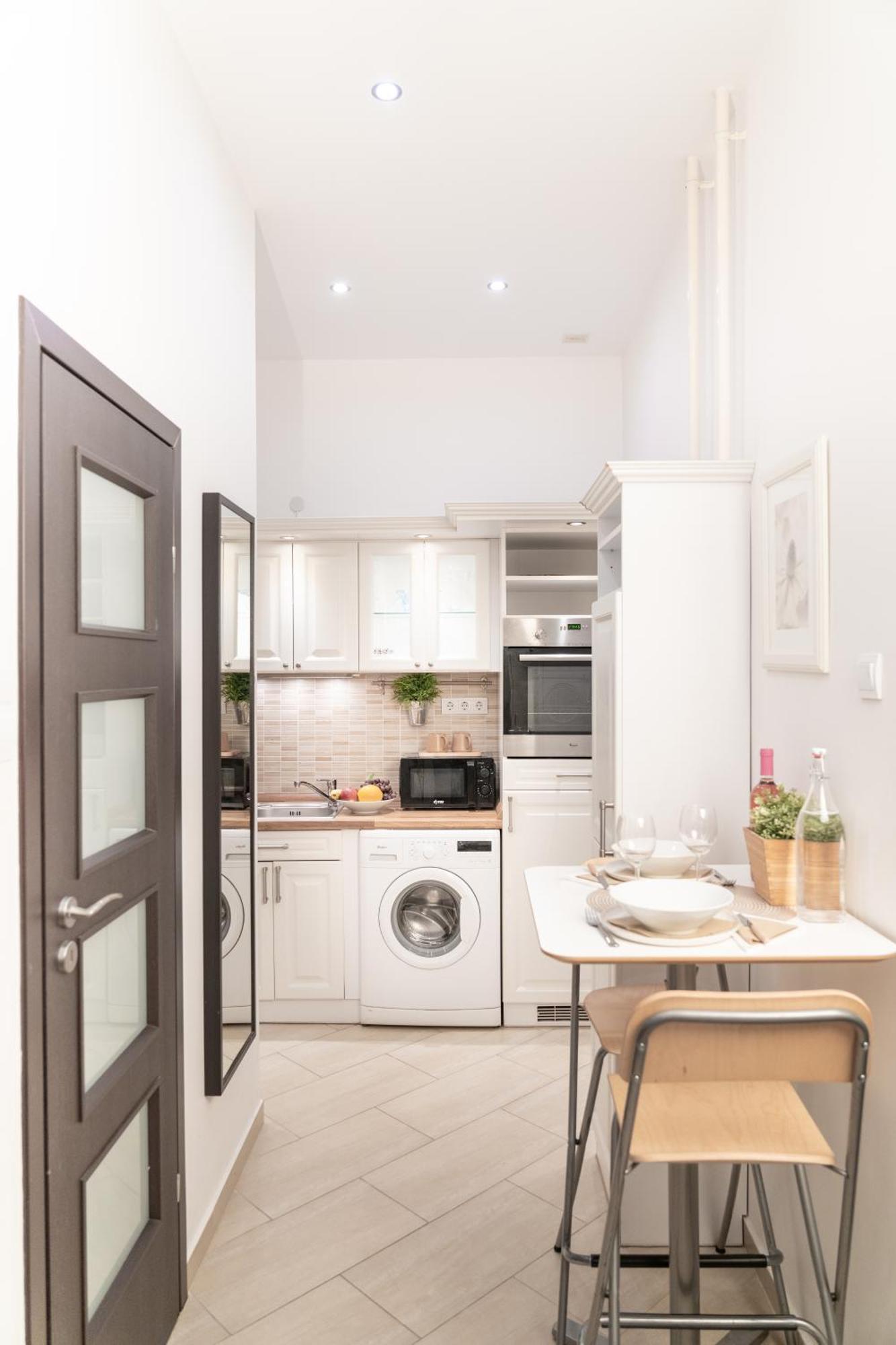 Bakats Square Premium Apartment With Ac Budapest Exterior photo