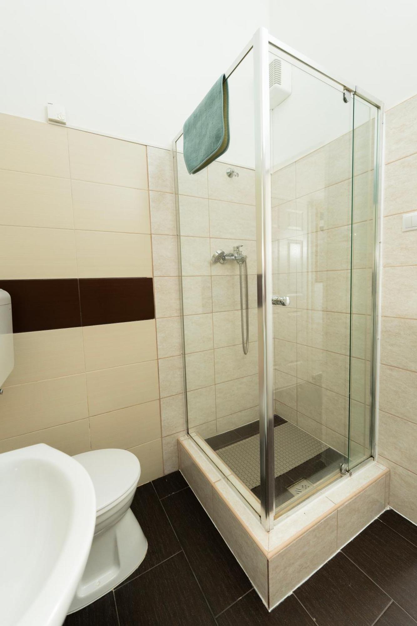 Bakats Square Premium Apartment With Ac Budapest Exterior photo